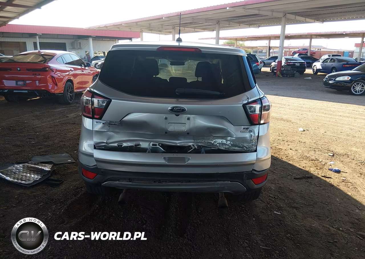 2017 Ford Escape Se VIN:1FMCU9GD8HUE18529 - 16