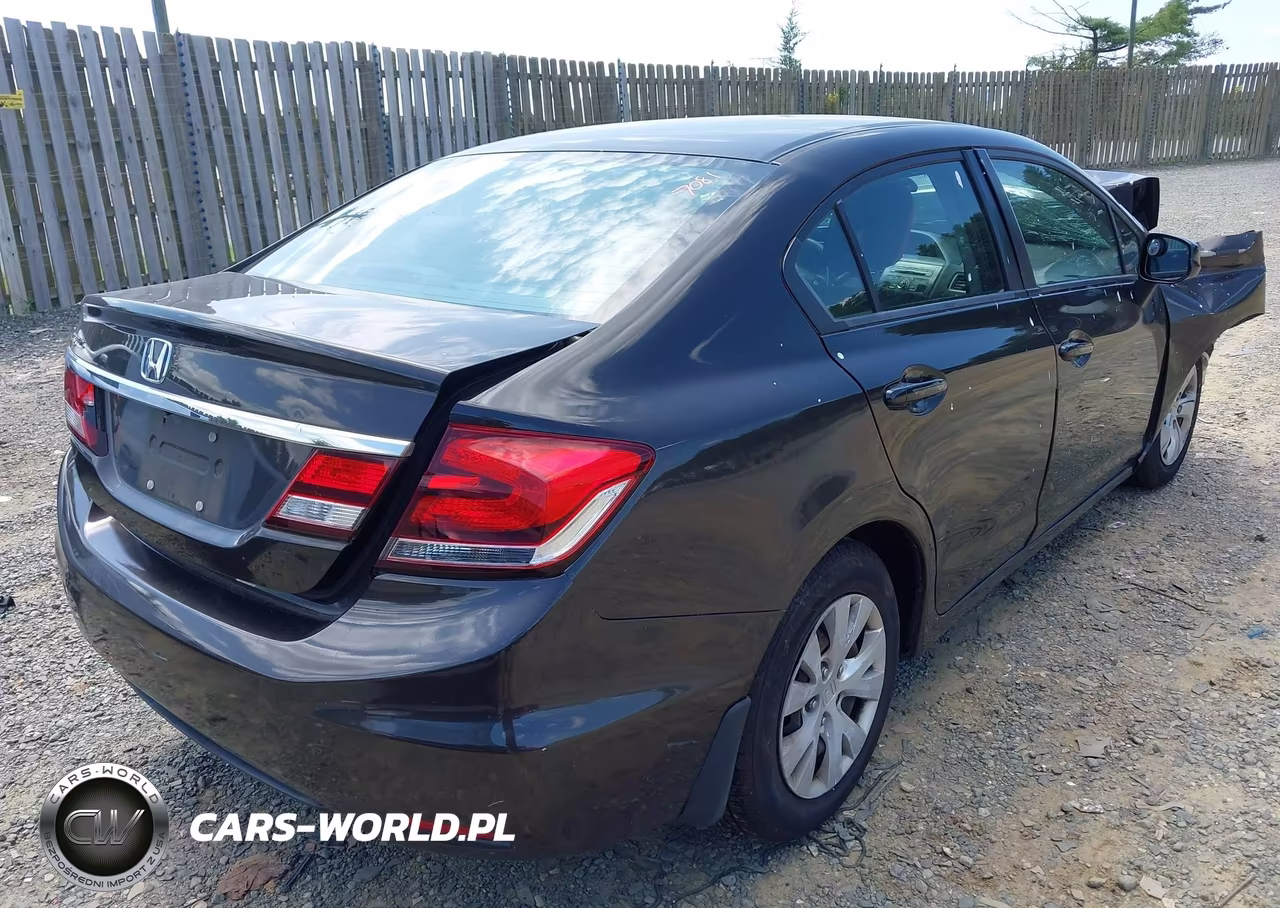 2013 Honda Civic Lx VIN:2HGFB2F50DH583949 - 4