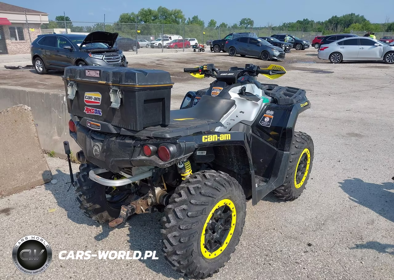 2018 Can-Am Outlander X Xc 1000R VIN:3JBLXAX42JJ000124 - 4