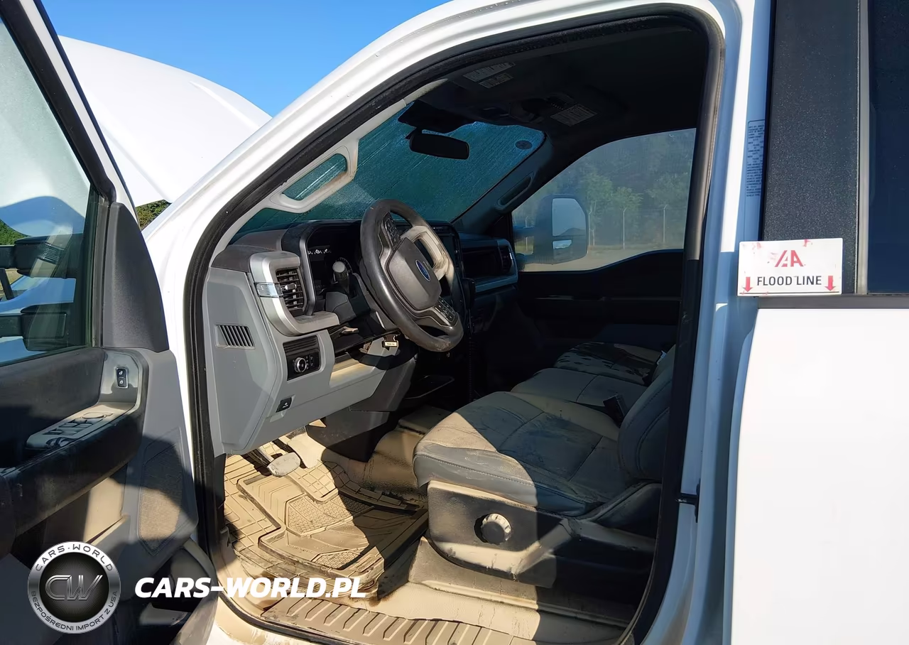 2024 Ford F550 Super Duty VIN:1FD0W5HT5REC80651 - 12