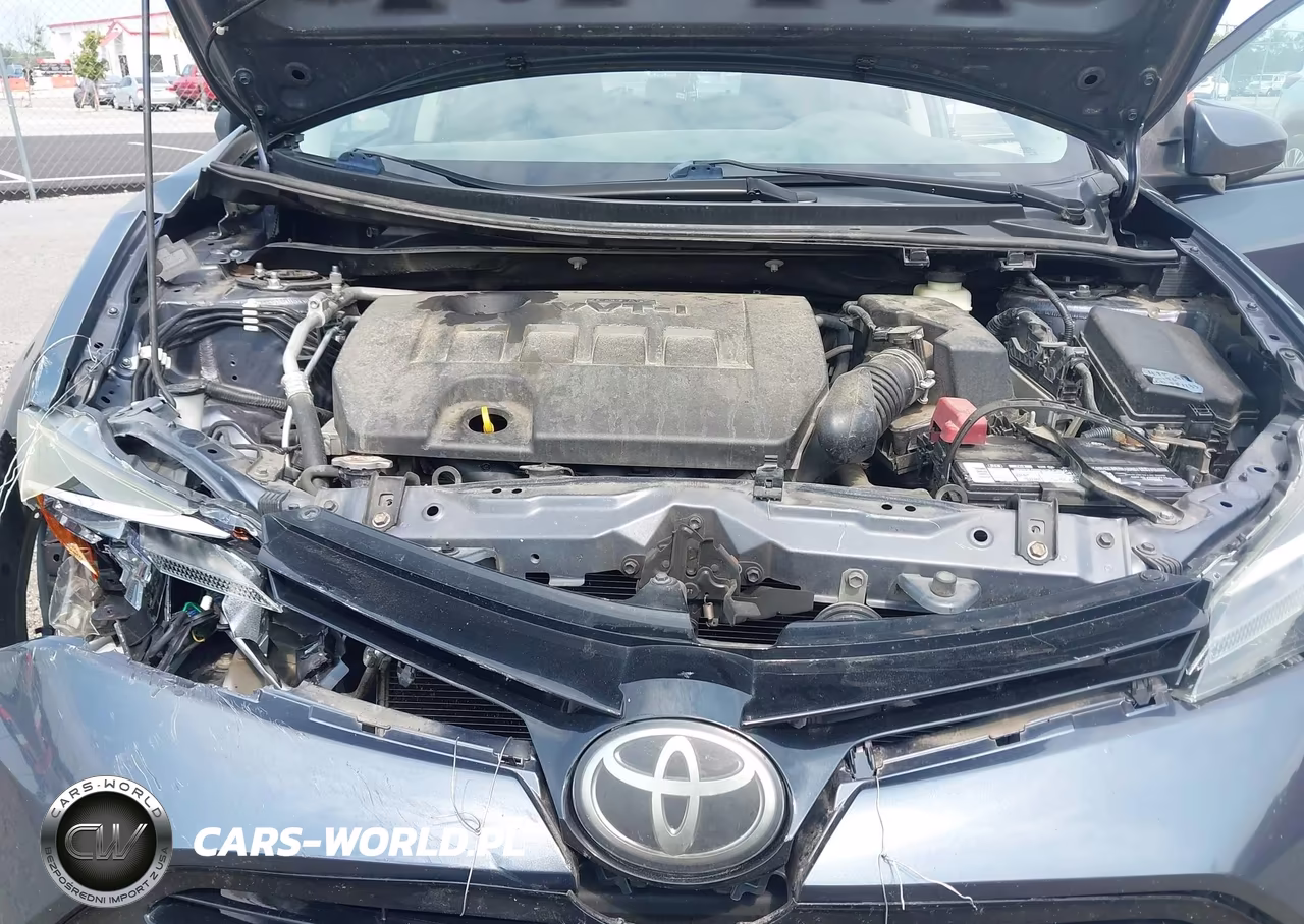 2017 Toyota Corolla Le VIN:5YFBURHE4HP718069 - 10