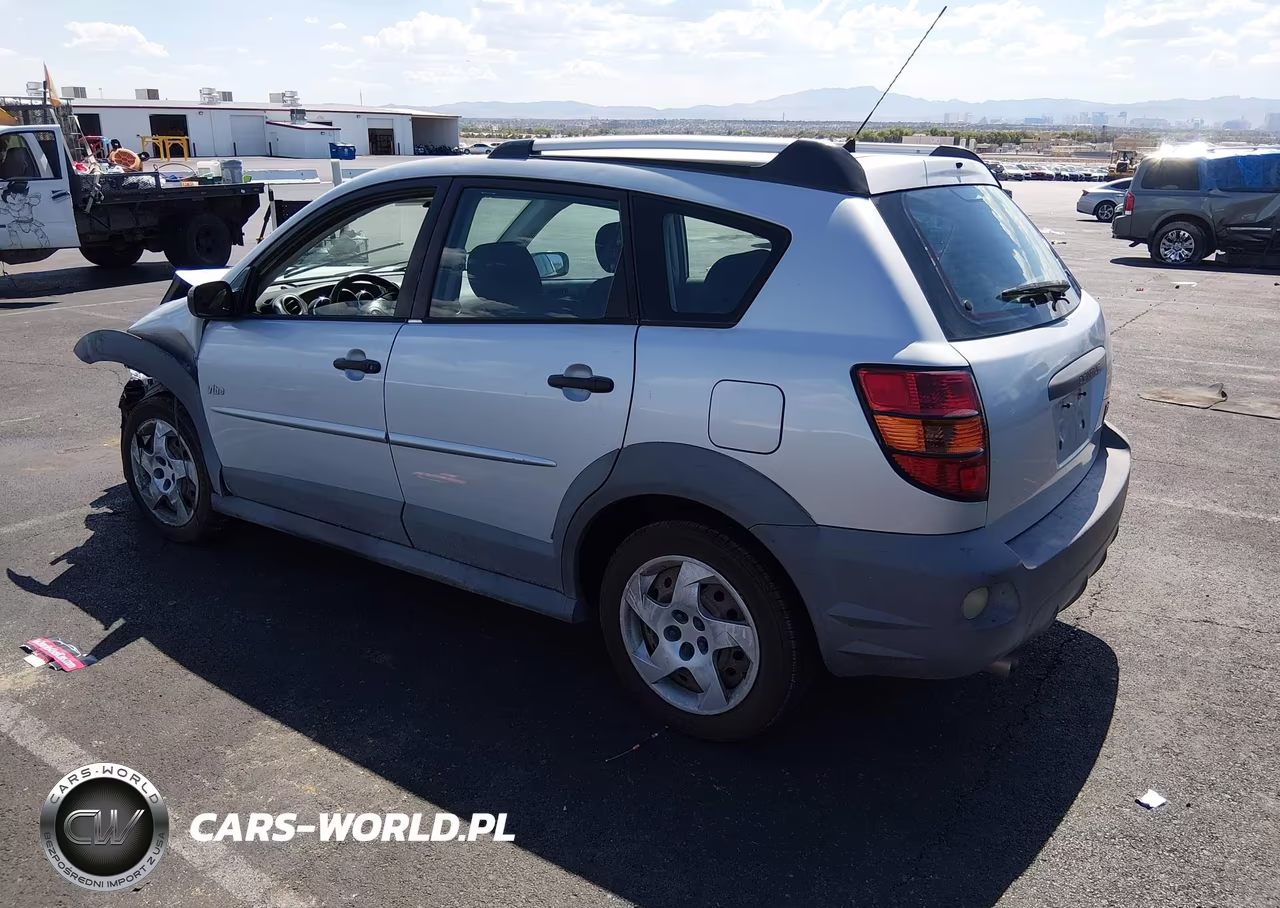 2008 Pontiac Vibe VIN:5Y2SL65808Z404585 - 3
