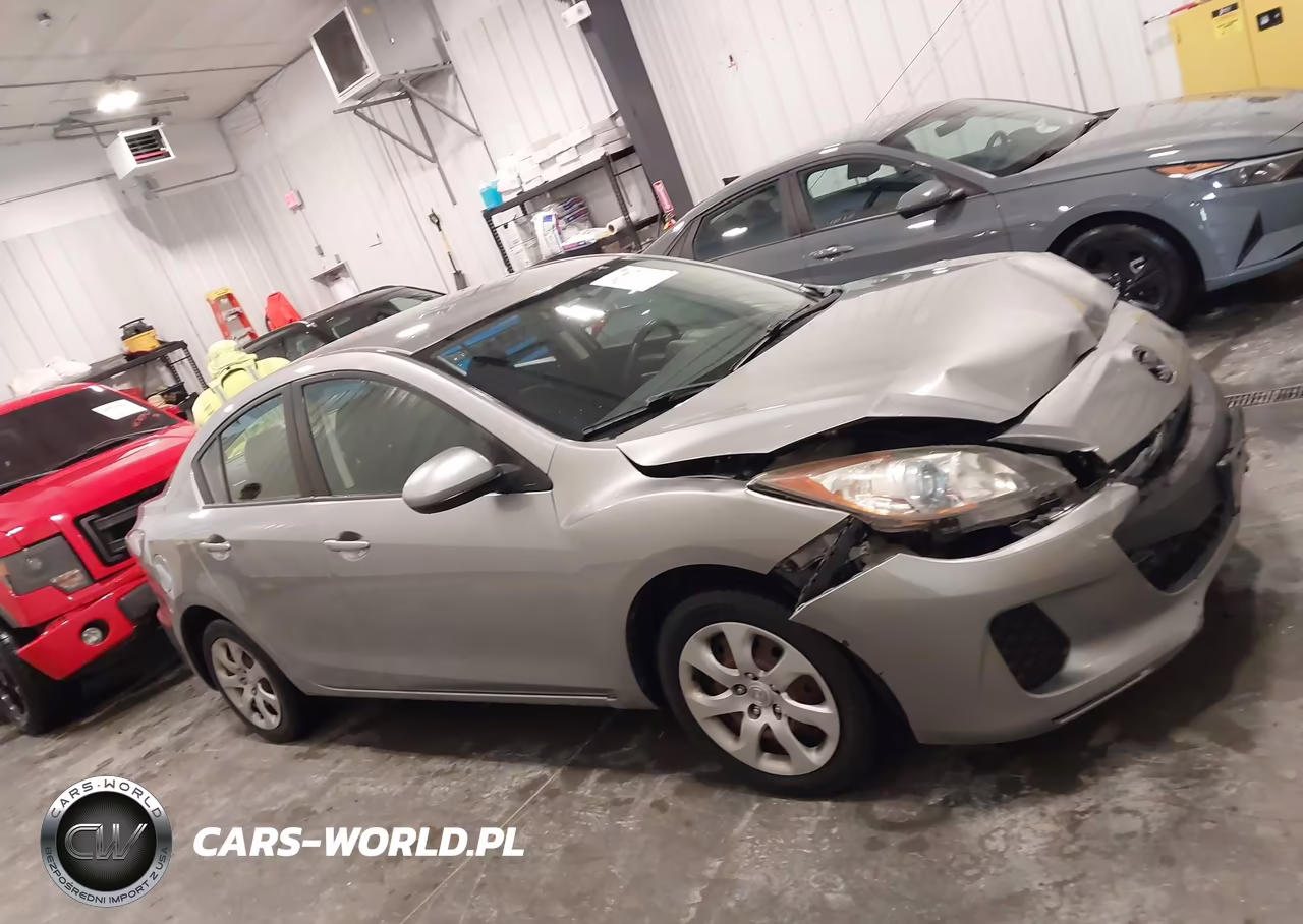 2013 Mazda Mazda3 I Sport VIN:JM1BL1U76D1714261 - 13