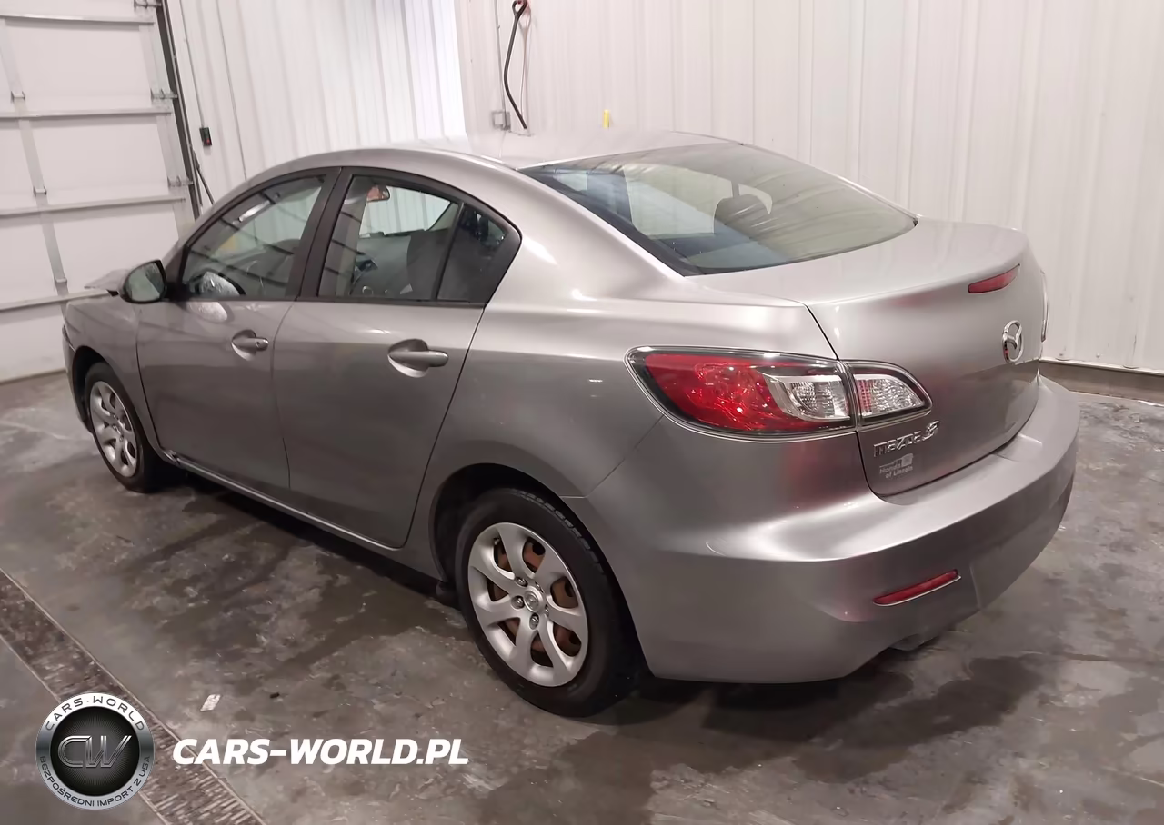 2013 Mazda Mazda3 I Sport VIN:JM1BL1U76D1714261 - 3