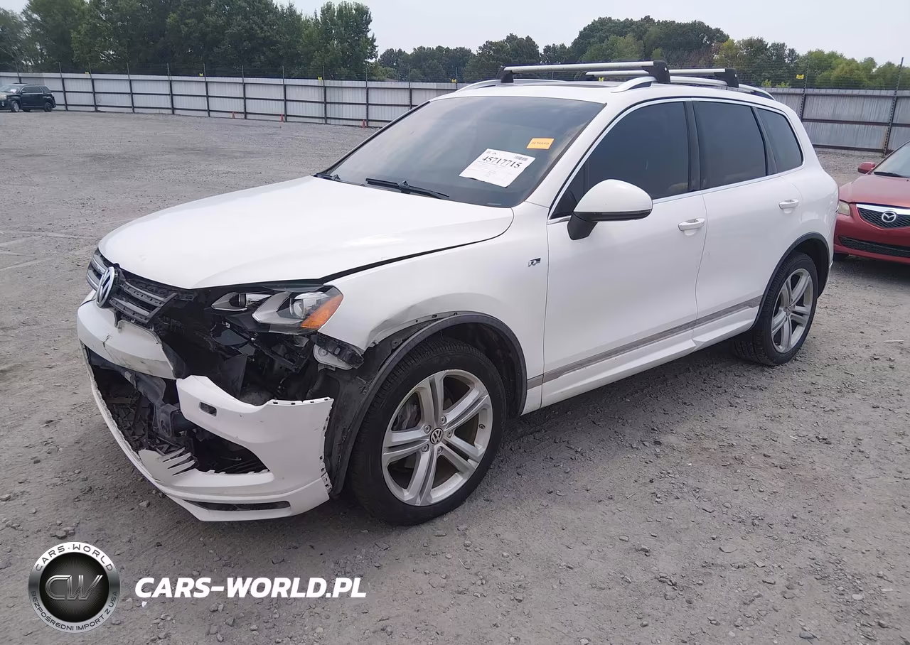 2014 Volkswagen Touareg 3.6L R-Line VIN:WVGDF9BP8ED004503 - 2