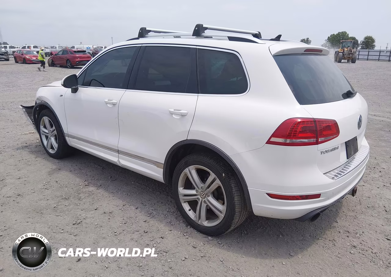 2014 Volkswagen Touareg 3.6L R-Line VIN:WVGDF9BP8ED004503 - 3