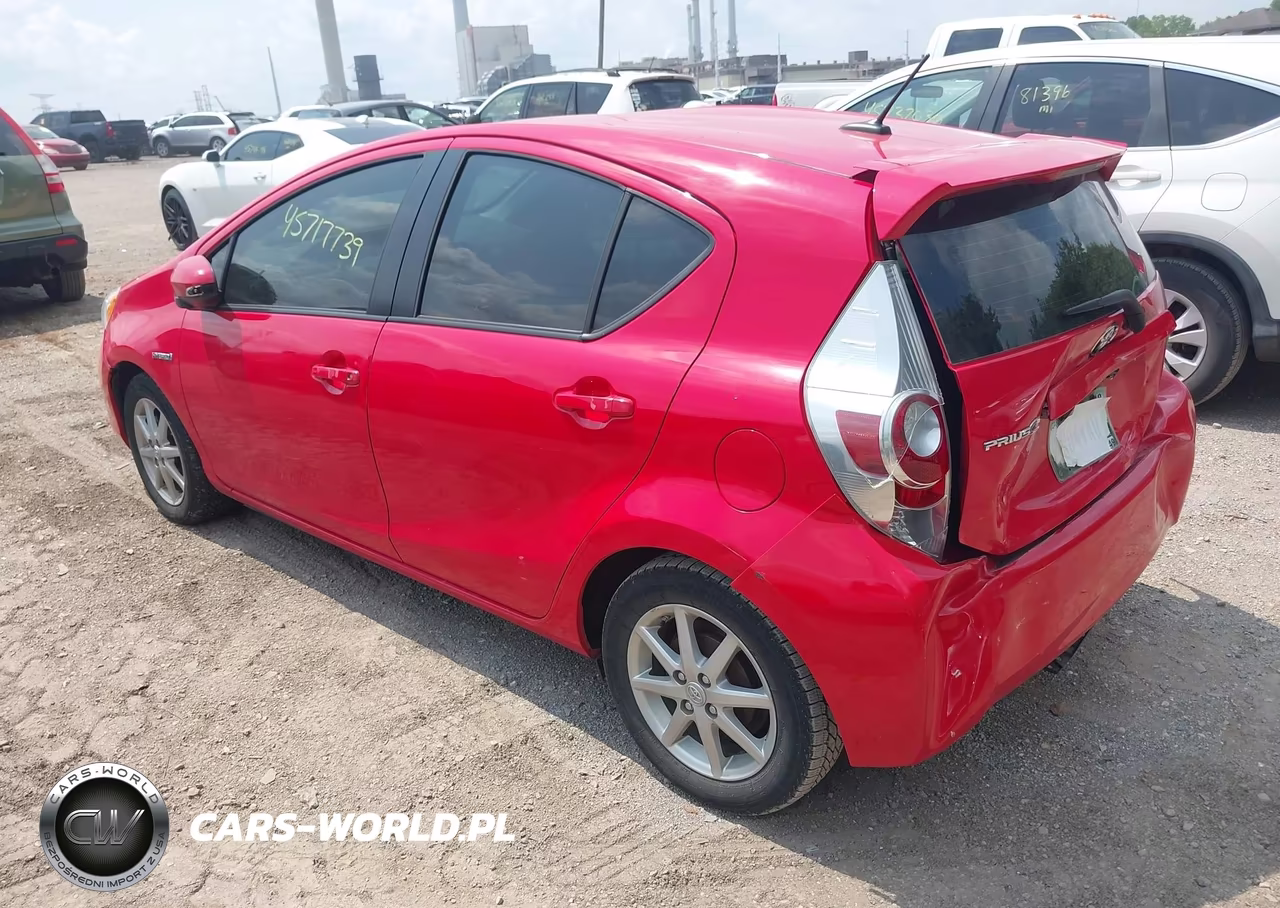 2014 Toyota Prius C Four VIN:JTDKDTB35E1567876 - 3