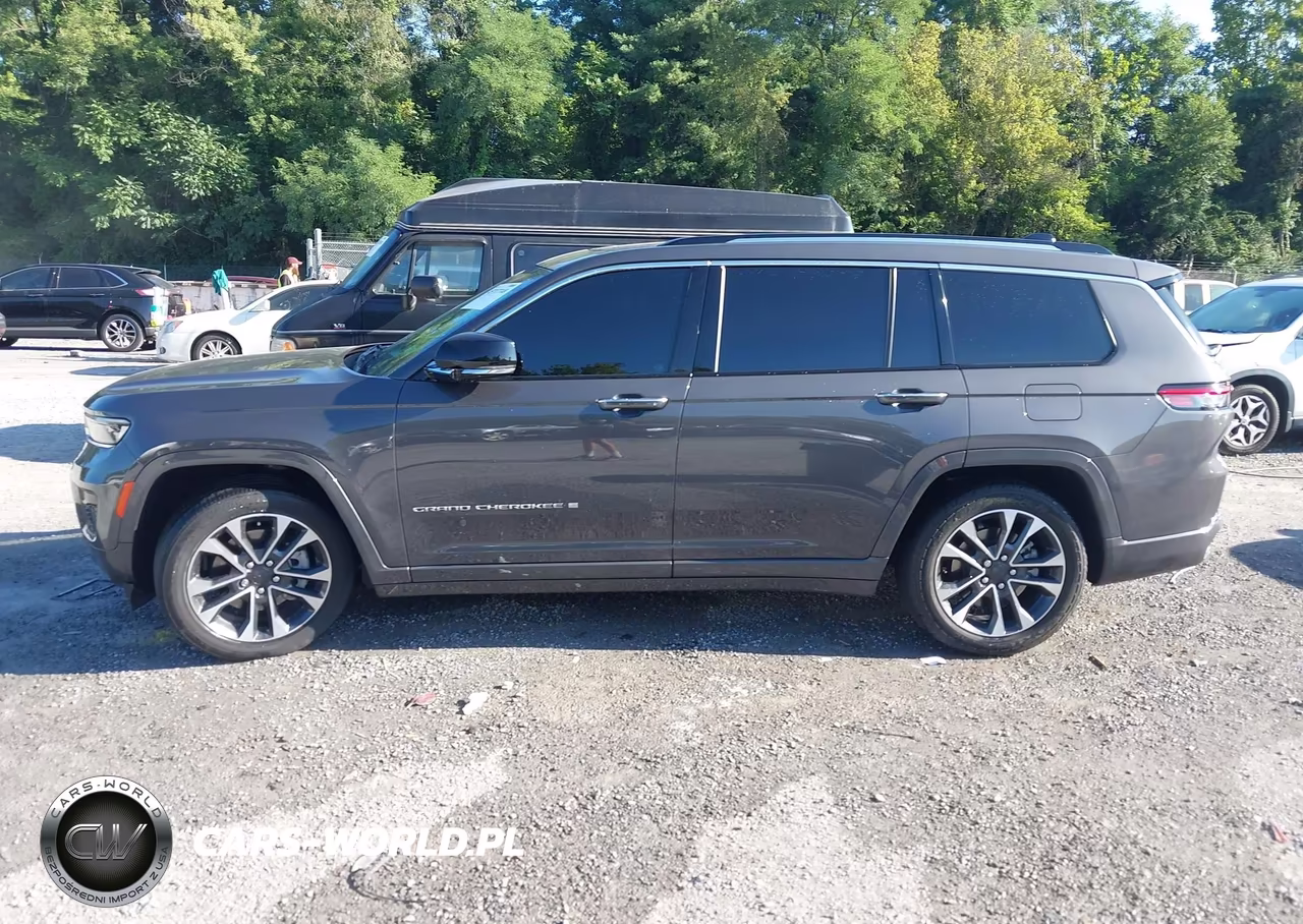 2023 Jeep Grand Cherokee L Overland 4X4 VIN:1C4RJKDGXP8809900 - 14