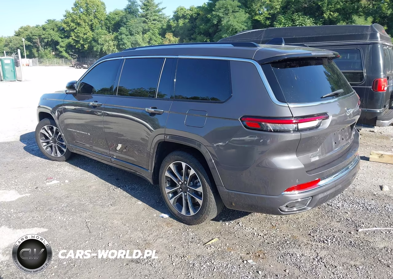 2023 Jeep Grand Cherokee L Overland 4X4 VIN:1C4RJKDGXP8809900 - 3