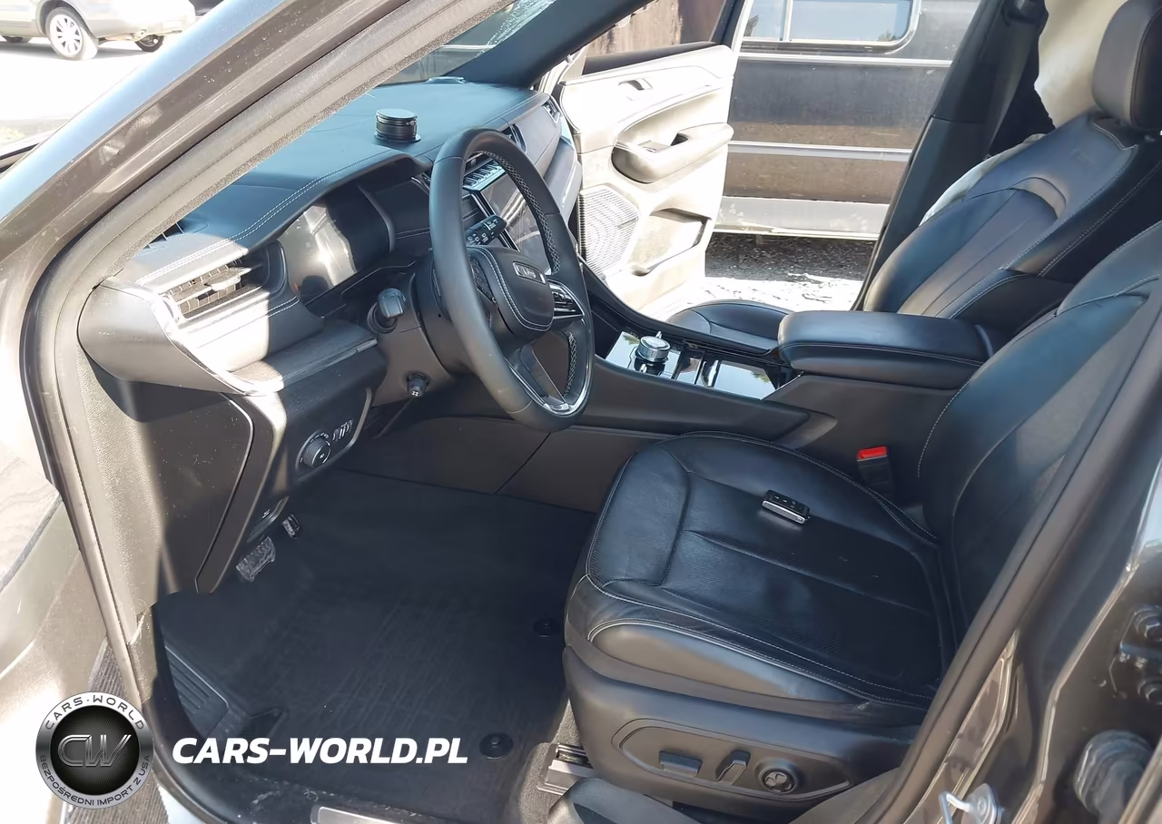 2023 Jeep Grand Cherokee L Overland 4X4 VIN:1C4RJKDGXP8809900 - 5