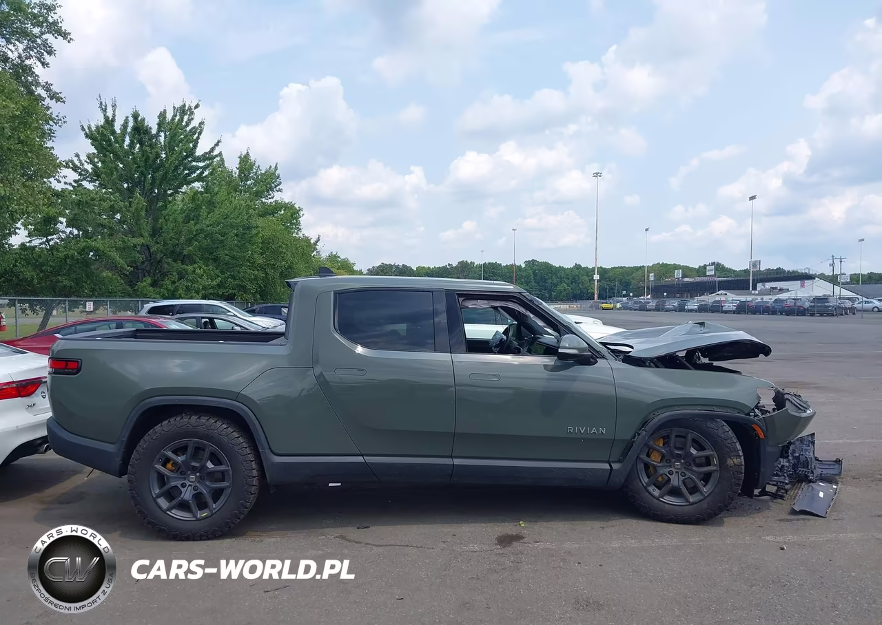 2022 Rivian R1T Launch Edition VIN:7FCTGAAL6NN002444 - 12