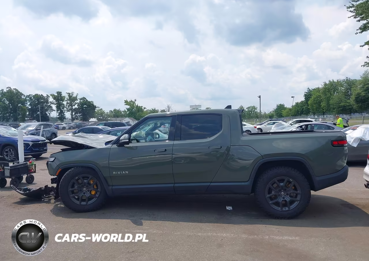 2022 Rivian R1T Launch Edition VIN:7FCTGAAL6NN002444 - 13