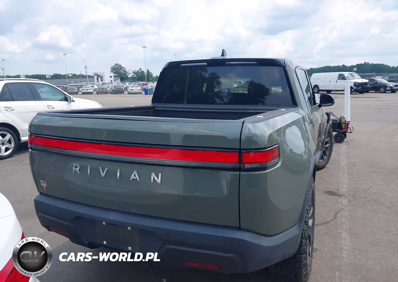 2022 Rivian R1T Launch Edition VIN:7FCTGAAL6NN002444 - 15