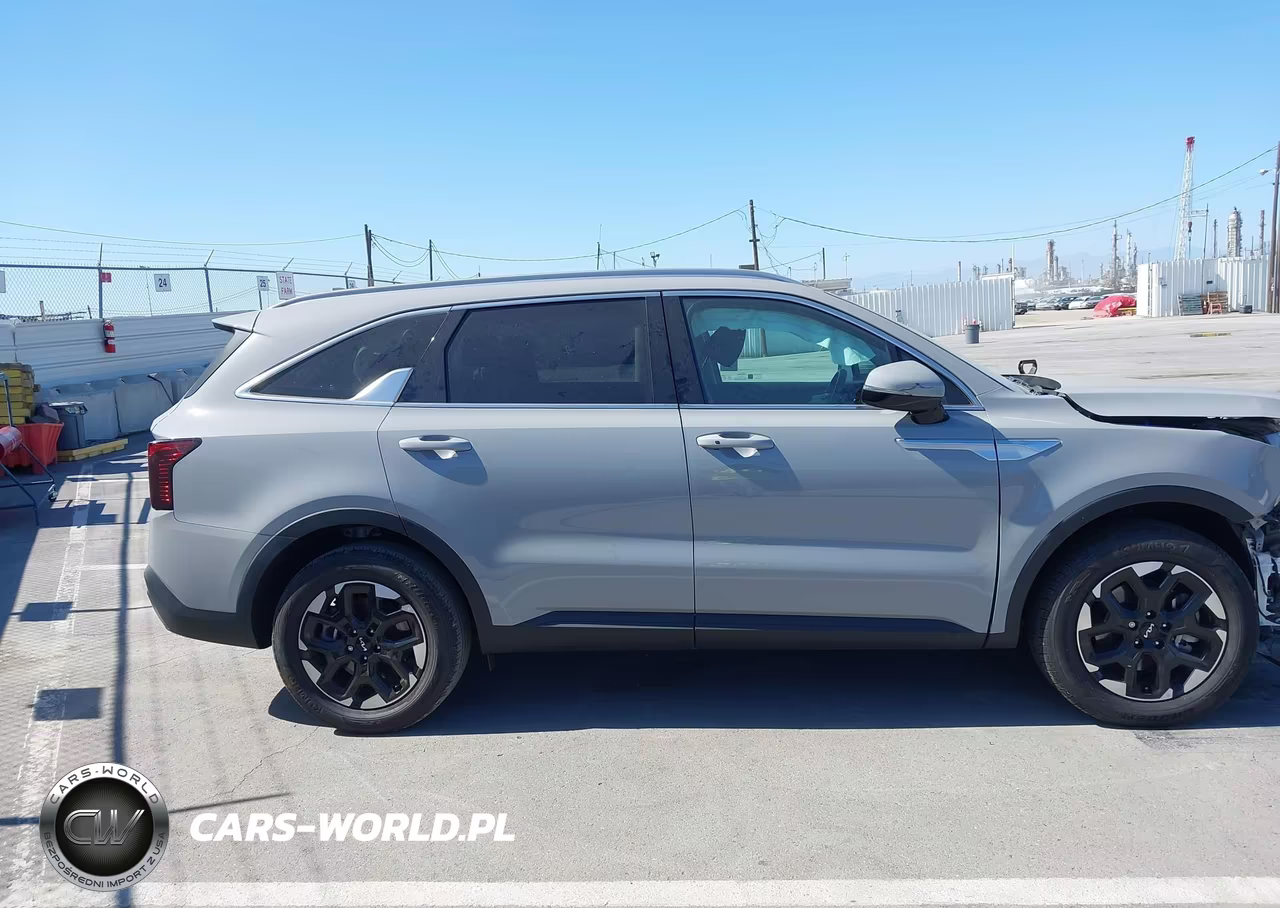 2025 Kia Sorento S VIN:5XYRL4JCXSG346729 - 13