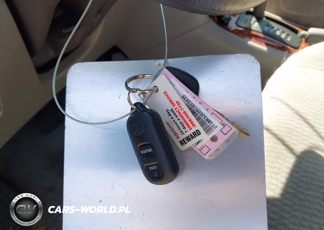2005 Toyota Corolla Le VIN:2T1BR32E05C553835 - 11