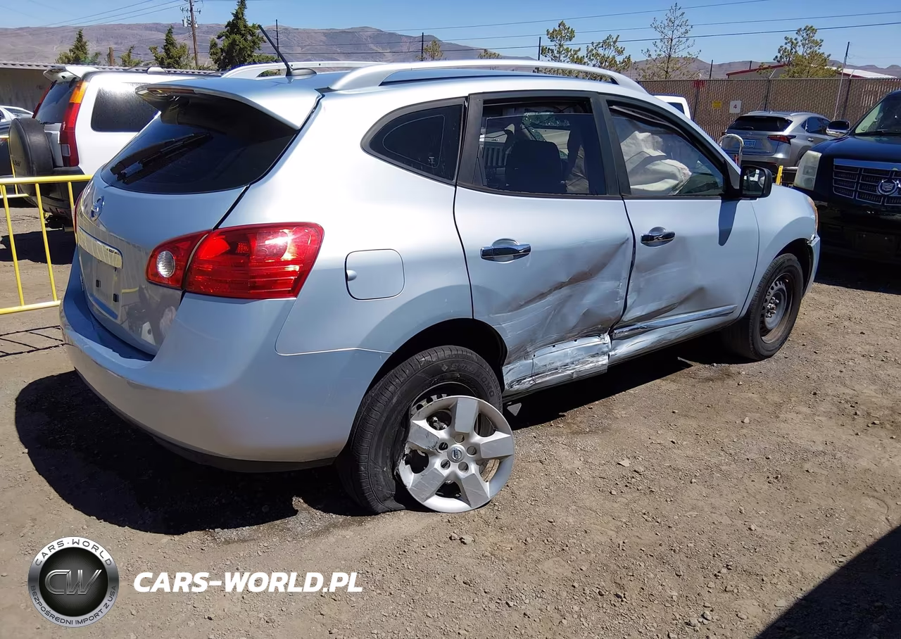 2014 Nissan Rogue Select S VIN:JN8AS5MT4EW105049 - 4