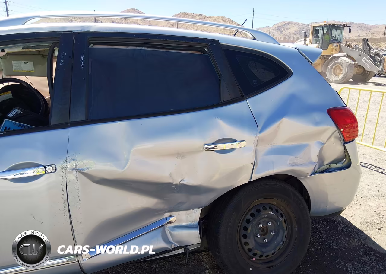 2014 Nissan Rogue Select S VIN:JN8AS5MT4EW105049 - 6