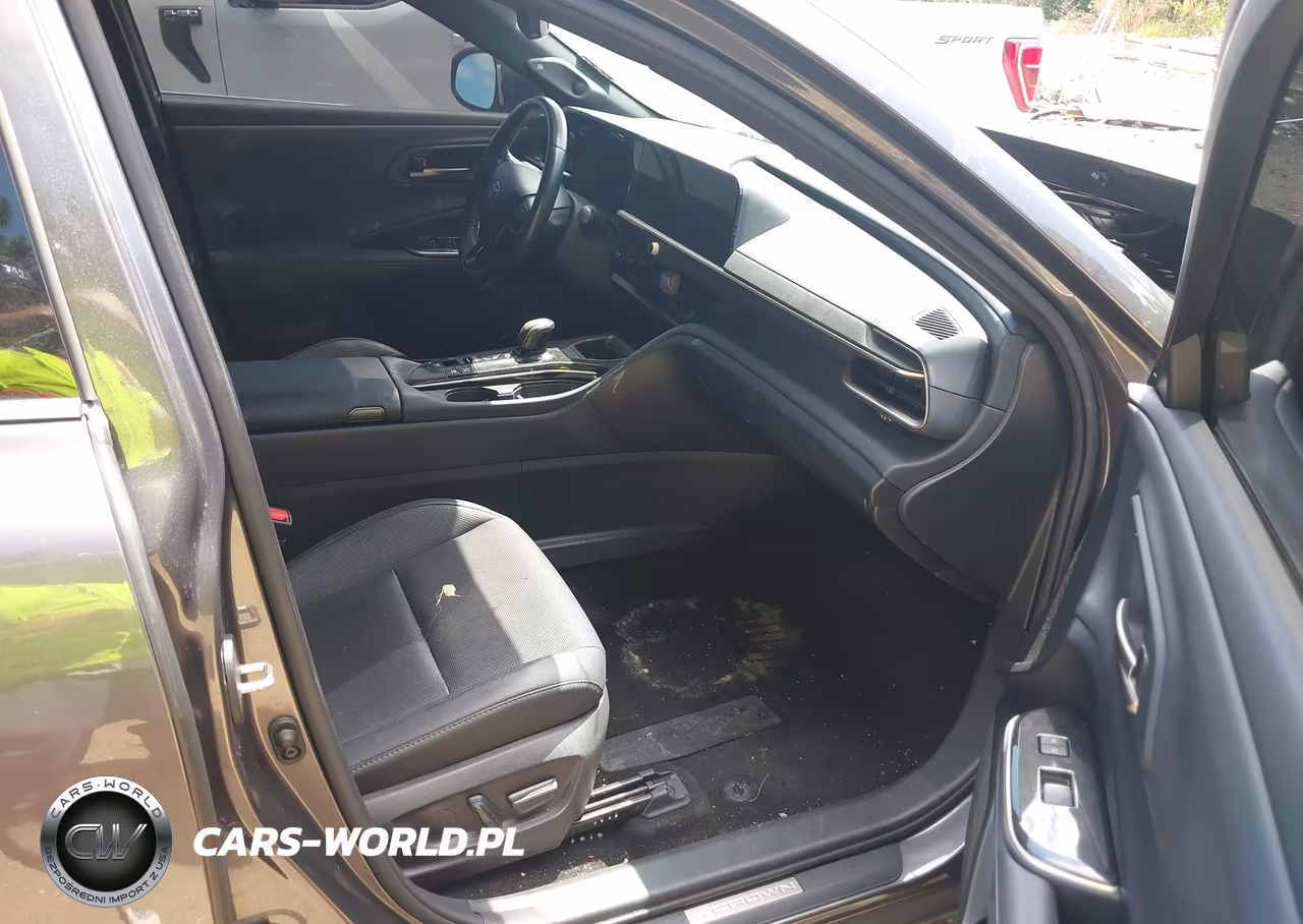 2024 Toyota Crown Limited VIN:JTDAAAAF6R3030142 - 5