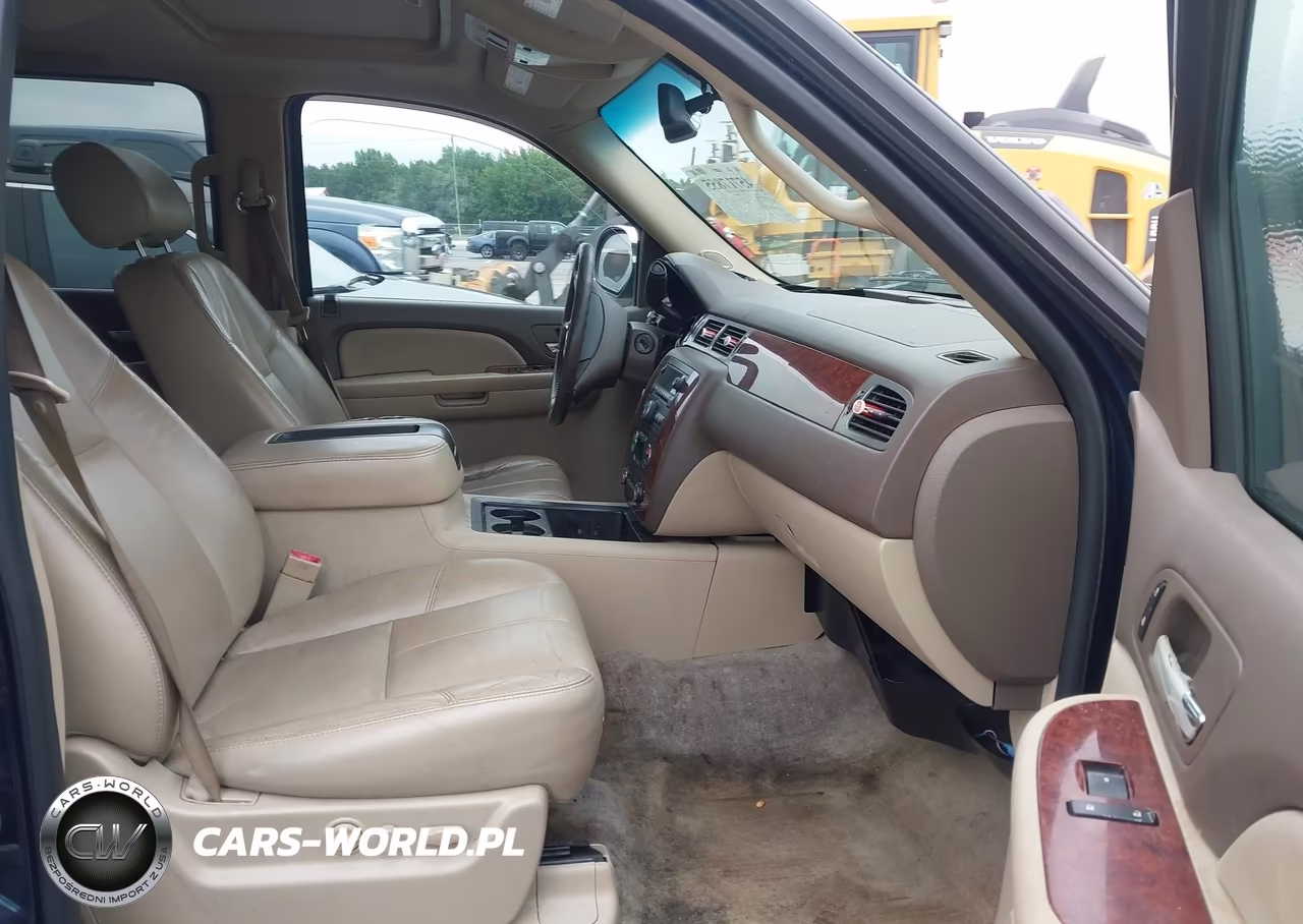 2009 Chevrolet Tahoe Lt2 VIN:1GNFK23049R218440 - 5