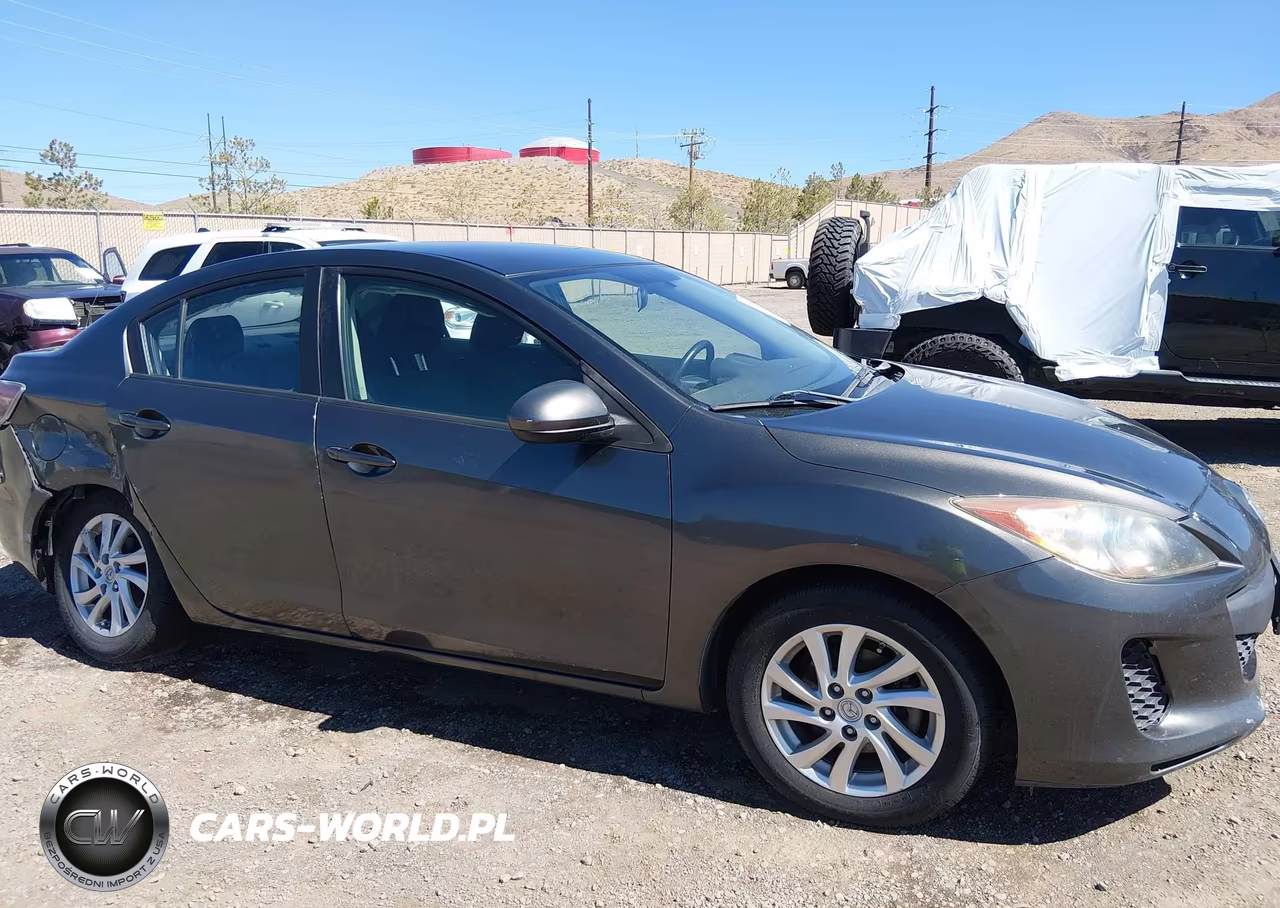 2012 Mazda Mazda3 I Touring VIN:JM1BL1V80C1562757 - 13
