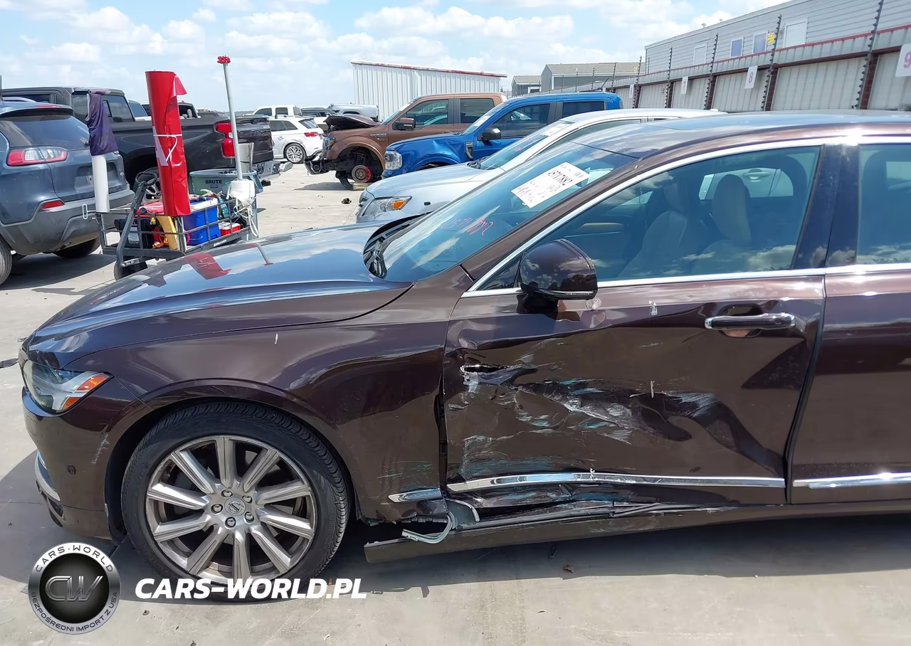 2018 Volvo S90 T6 Inscription VIN:LVY992ML9JP015529 - 17