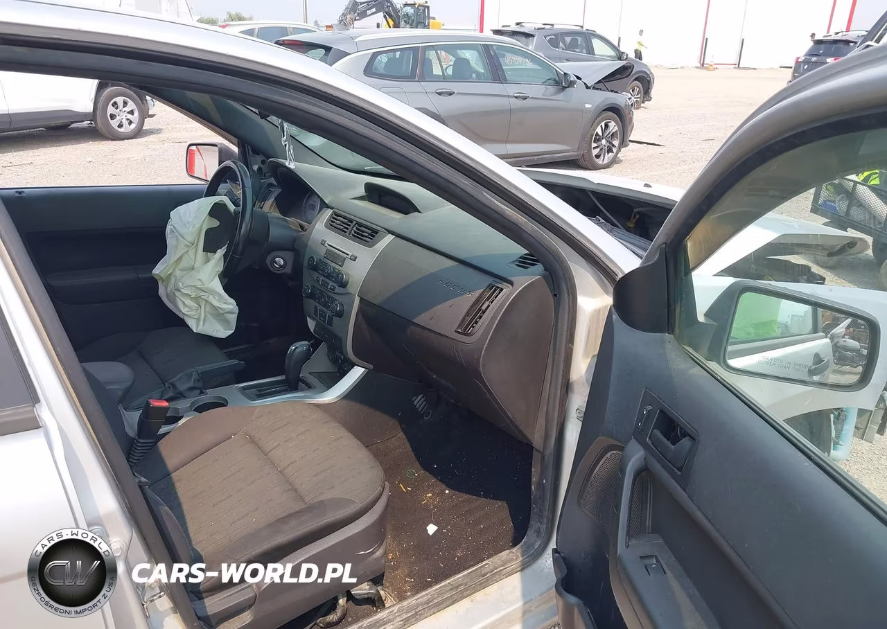 2010 Ford Focus Se VIN:1FAHP3FNXAW296913 - 5