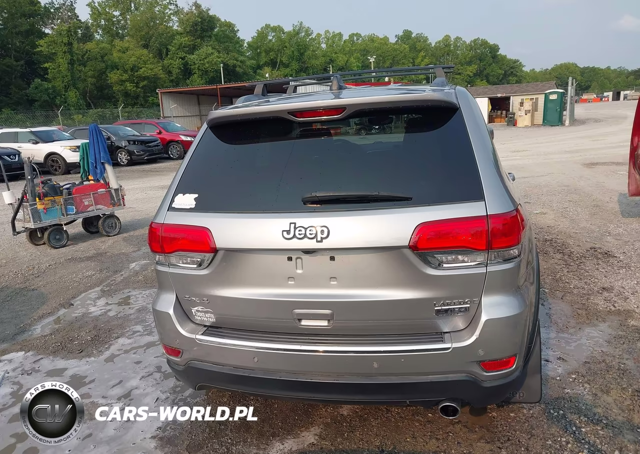 2018 Jeep Grand Cherokee Laredo E 4X4 VIN:1C4RJFAG8JC388954 - 16