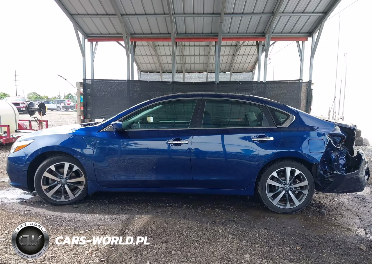 2017 Nissan Altima 2.5 Sr VIN:1N4AL3AP8HC159924 - 14
