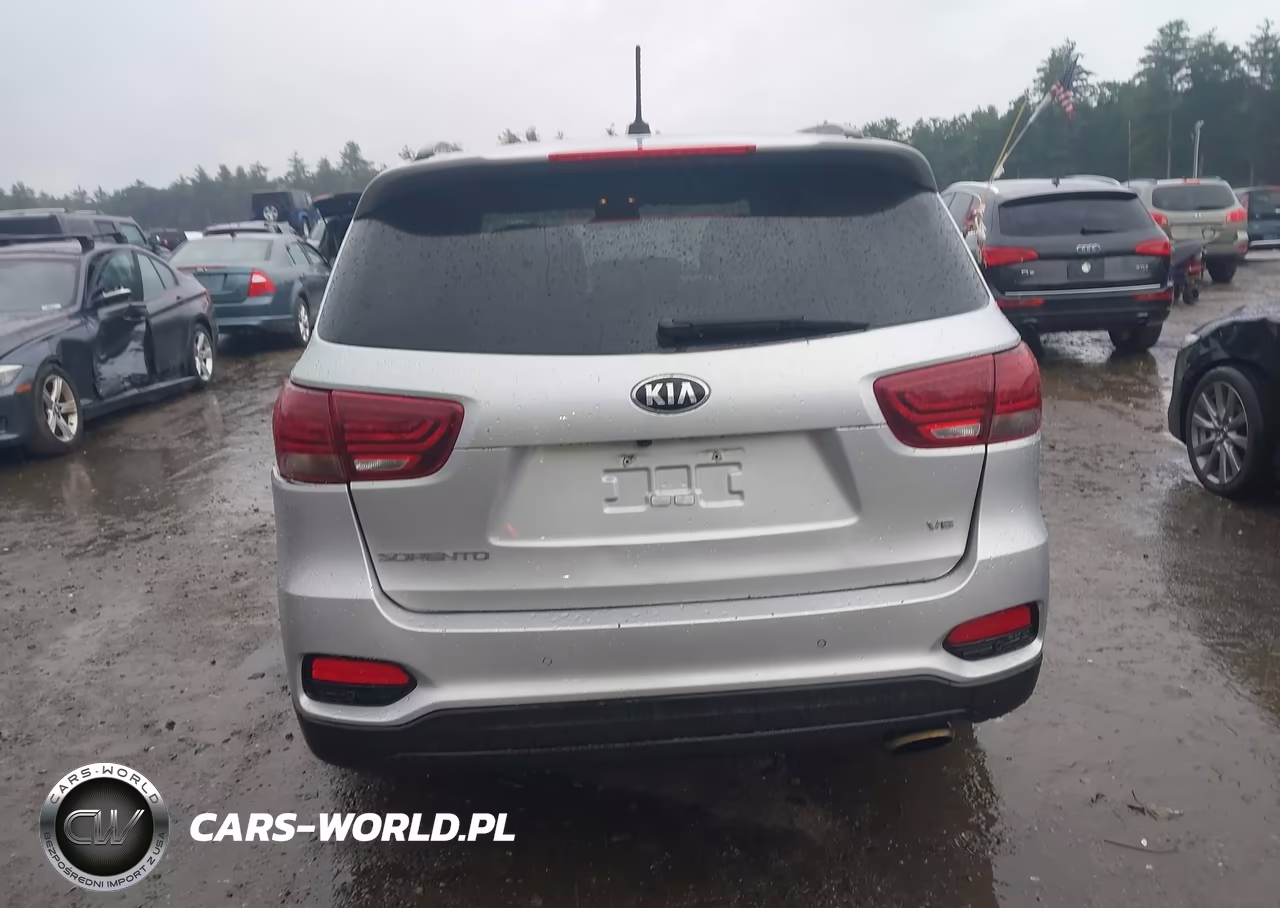 2020 Kia Sorento 3.3L S VIN:5XYPGDA58LG696908 - 16