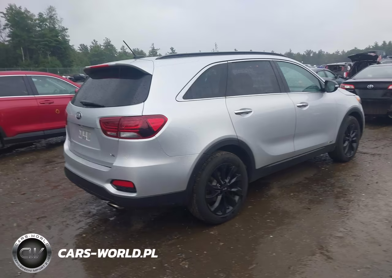 2020 Kia Sorento 3.3L S VIN:5XYPGDA58LG696908 - 4