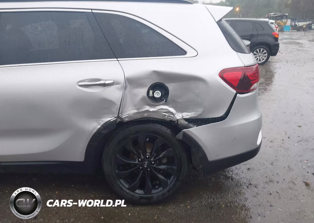 2020 Kia Sorento 3.3L S VIN:5XYPGDA58LG696908 - 6