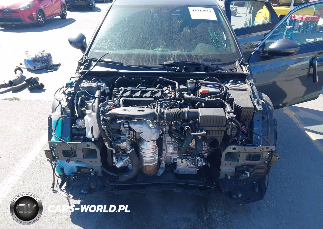 2023 Honda Civic Sport Touring VIN:19XFL1H80PE007968 - 10