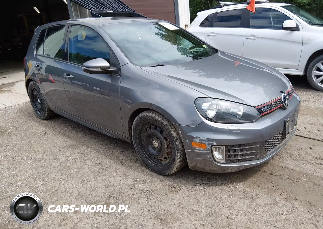 2013 Volkswagen Gti 4-Door – zdjęcie 1 z 11