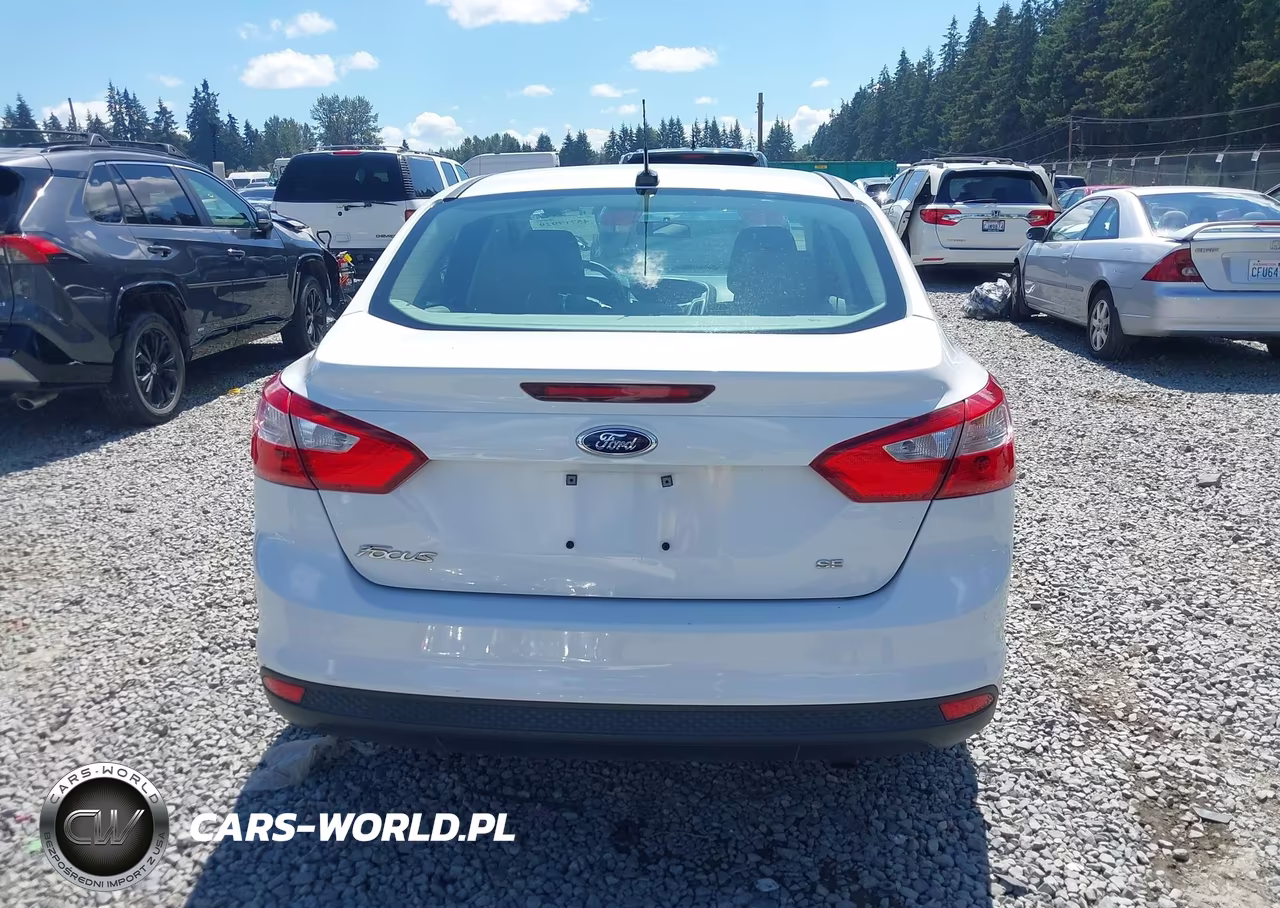 2012 Ford Focus Se VIN:1FAHP3F22CL424409 - 17