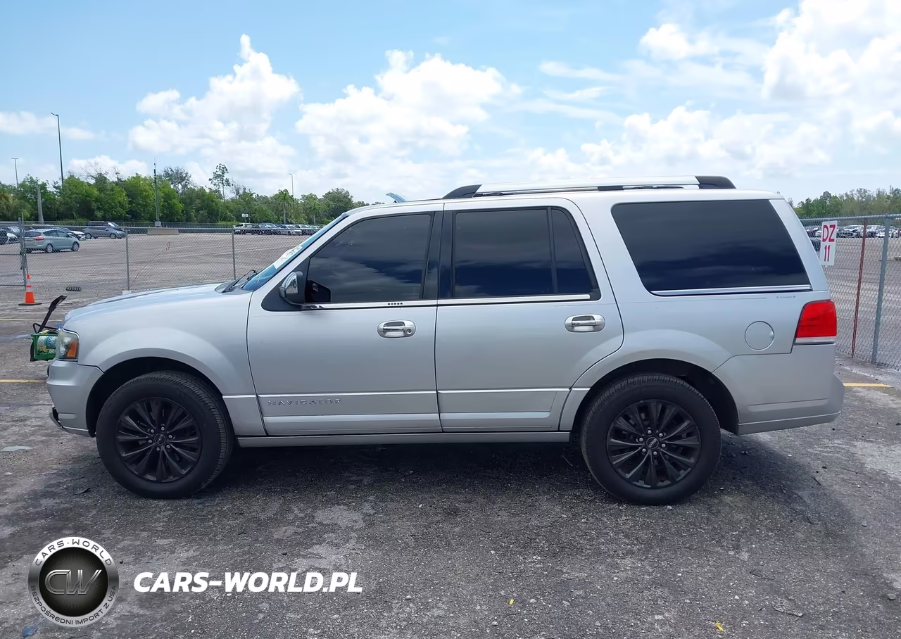 2016 Lincoln Navigator Select VIN:5LMJJ2HTXGEL06222 - 14