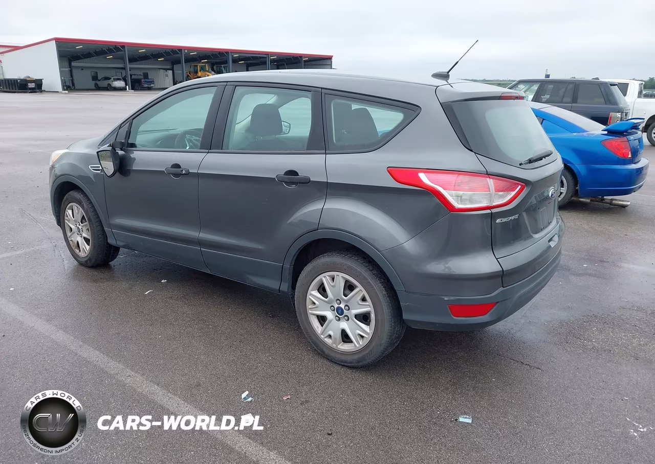 2015 Ford Escape S VIN:1FMCU0F79FUB06093 - 3