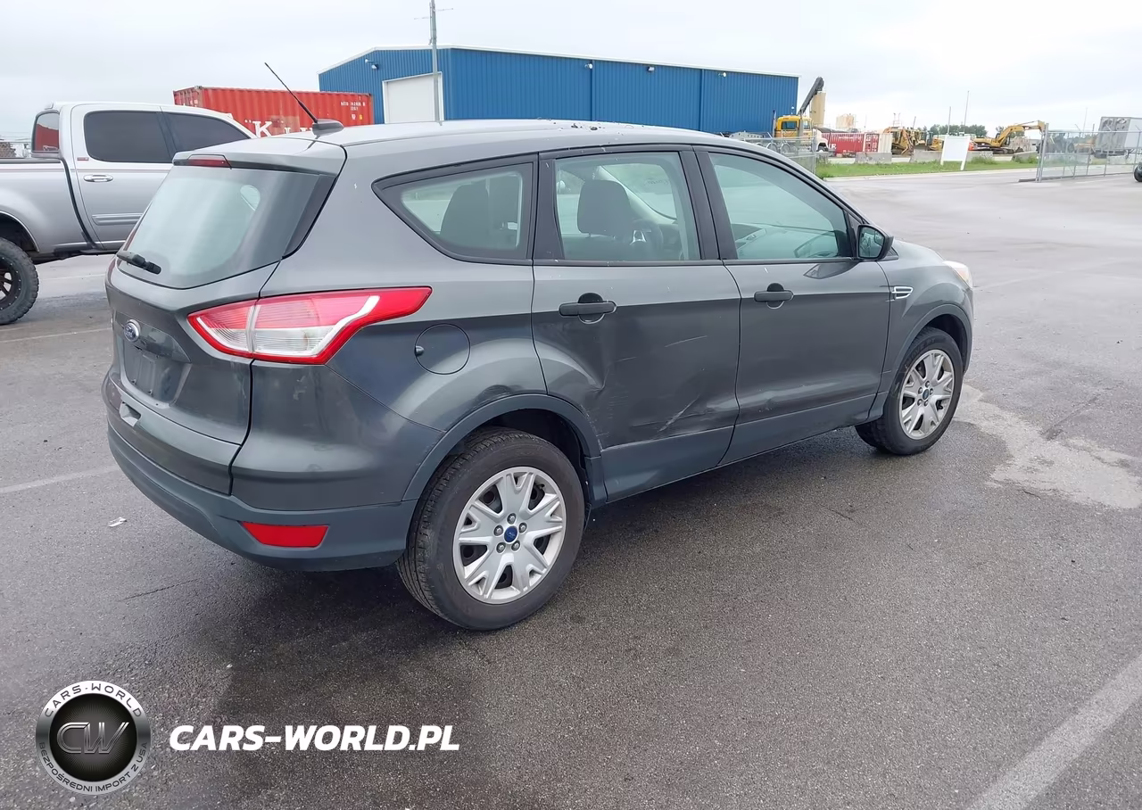 2015 Ford Escape S VIN:1FMCU0F79FUB06093 - 4