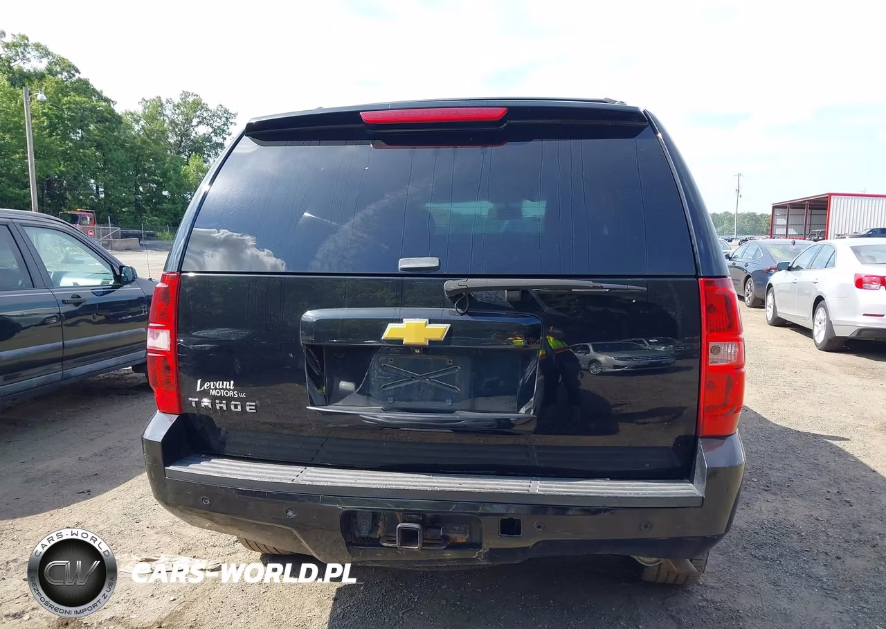 2014 Chevrolet Tahoe Ls VIN:1GNSKAE05ER163660 - 16