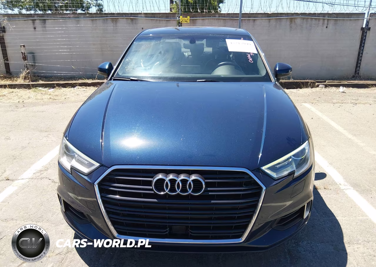 2017 Audi A3 Premium VIN:WAUAUGFF9H1035023 - 6