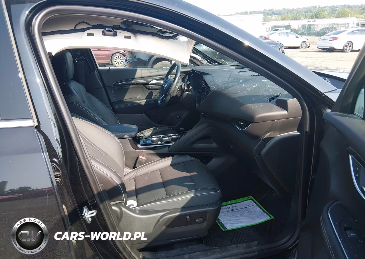 2022 Buick Envision Awd Essence VIN:LRBFZPR42ND116040 - 5