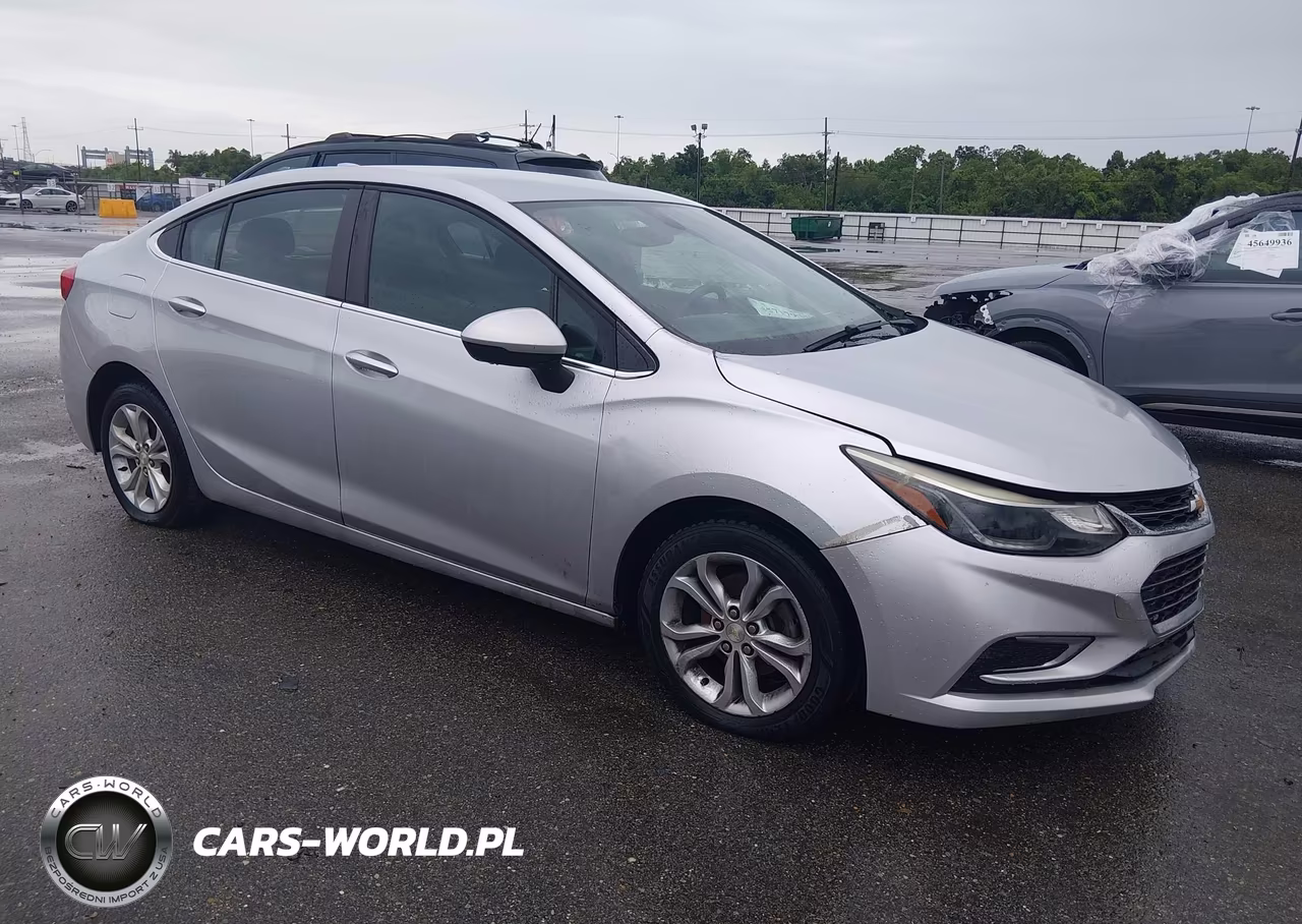 2019 Chevrolet Cruze Lt VIN:1G1BE5SM0K7123291 - 1