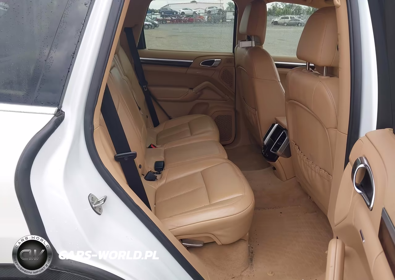 2012 Porsche Cayenne VIN:WP1AA2A28CLA09317 - 8
