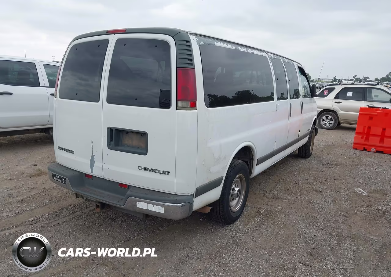 2001 Chevrolet Express VIN:1GAHG39R011208952 - 4