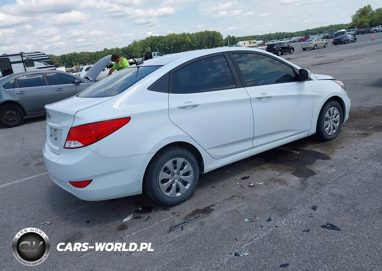 2017 Hyundai Accent Se VIN:KMHCT4AE6HU202959 - 4