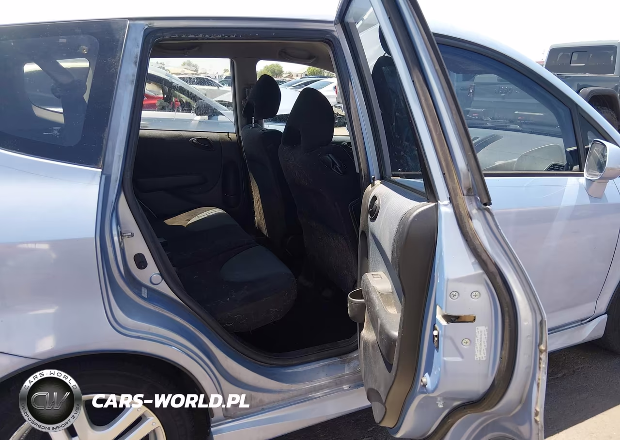 2008 Honda Fit Sport VIN:JHMGD386X8S014337 - 8