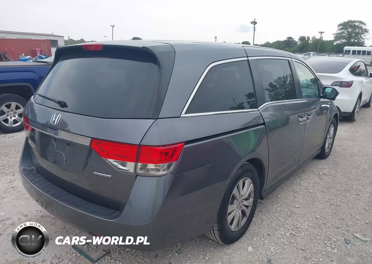 2016 Honda Odyssey Se VIN:5FNRL5H31GB130424 - 4