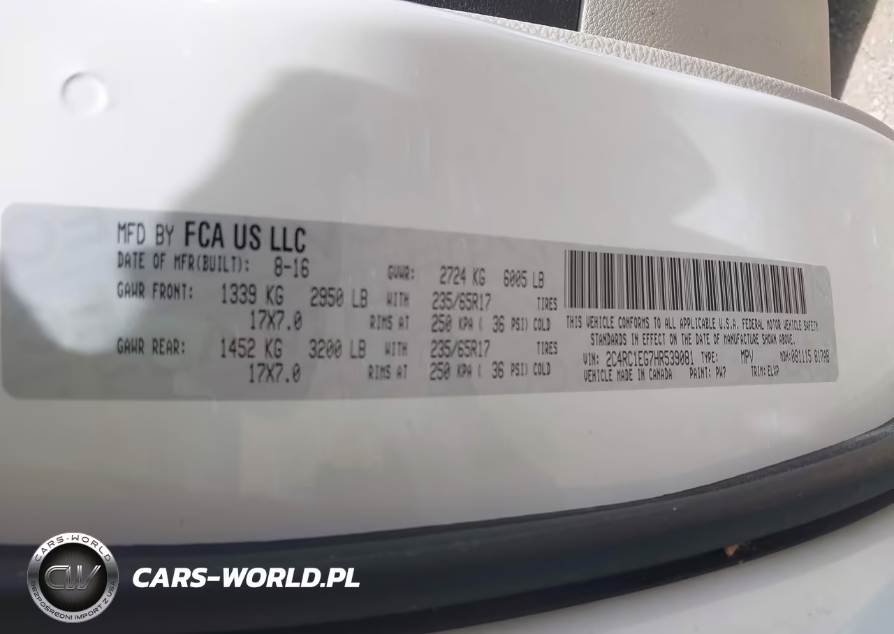 2017 Chrysler Pacifica Touring-L Plus VIN:2C4RC1EG7HR539081 - 9