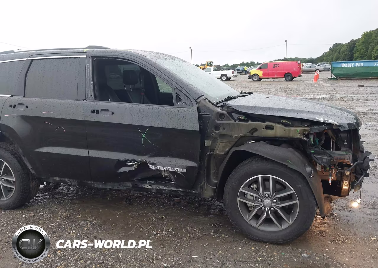 2018 Jeep Grand Cherokee Limited 4X4 VIN:1C4RJFBG0JC248993 - 19