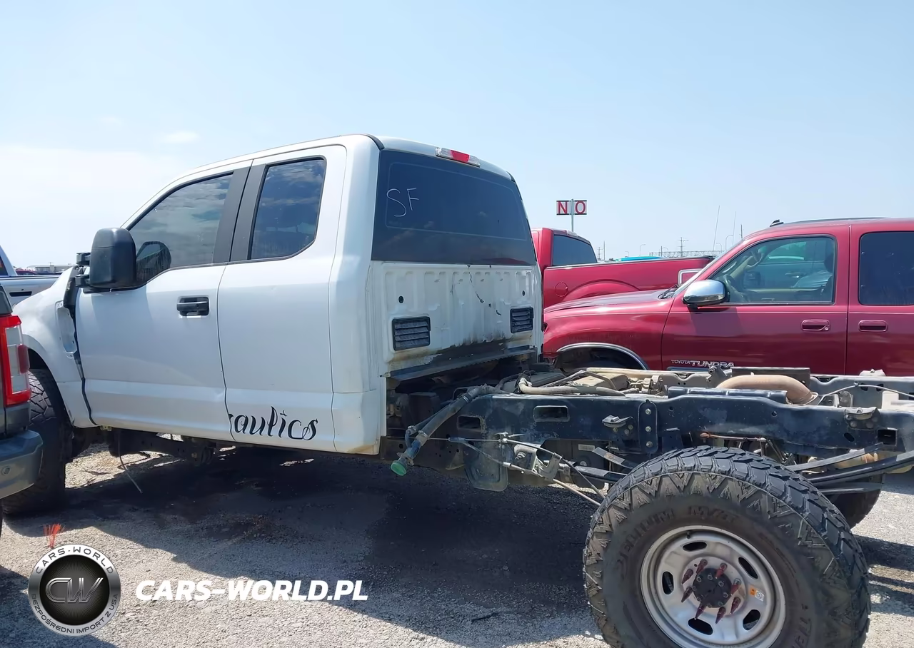 2018 Ford F-250 Xl VIN:1FT7X2BT6JEB19401 - 14
