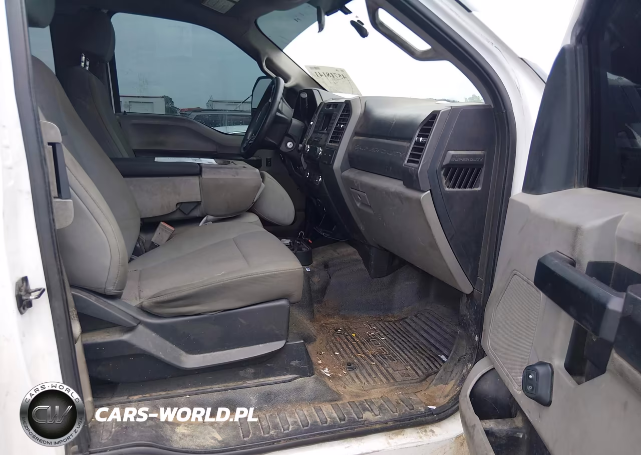 2018 Ford F-250 Xl VIN:1FT7X2BT6JEB19401 - 5